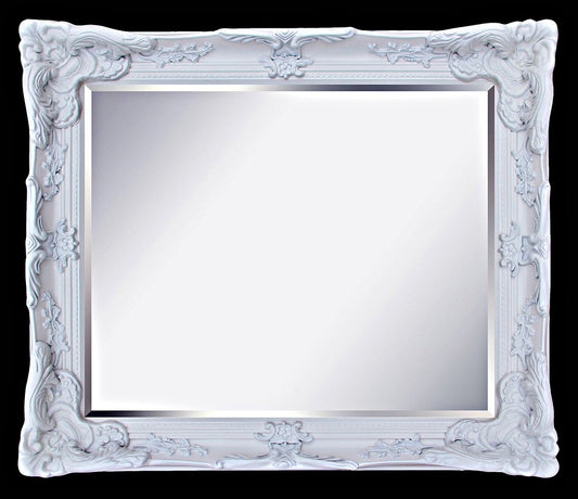 Spegel i vit, yttermått 93x118 cm