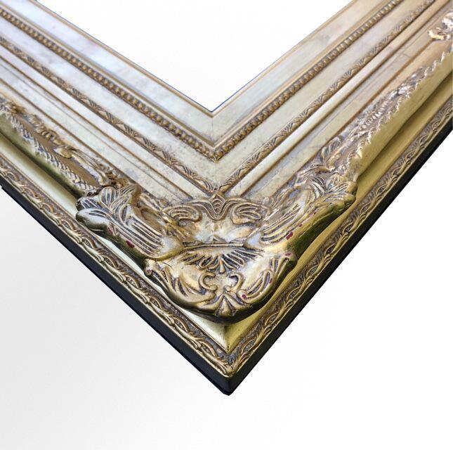 Big golden frame, size 40x50 cm